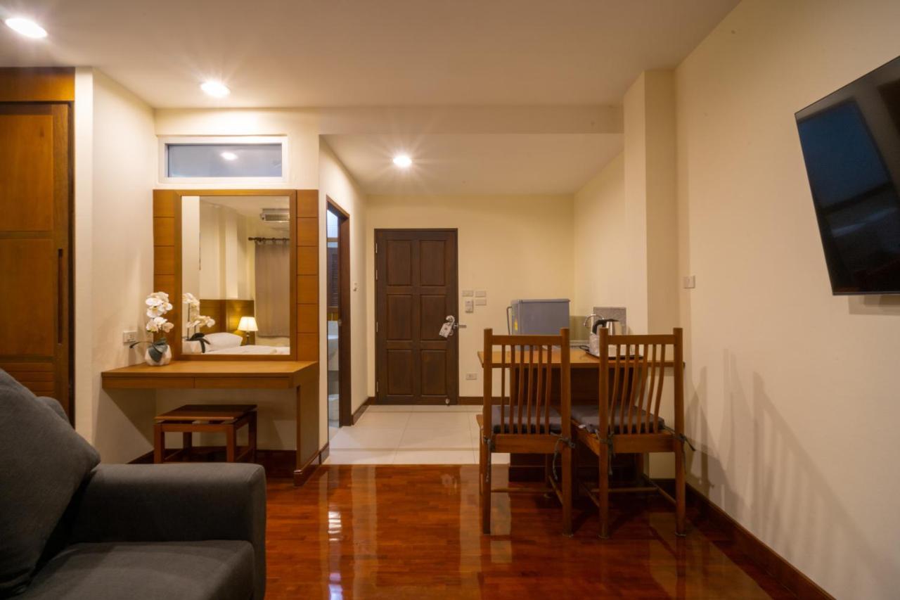 Baan Chuan Chom Pattaya Otel Dış mekan fotoğraf