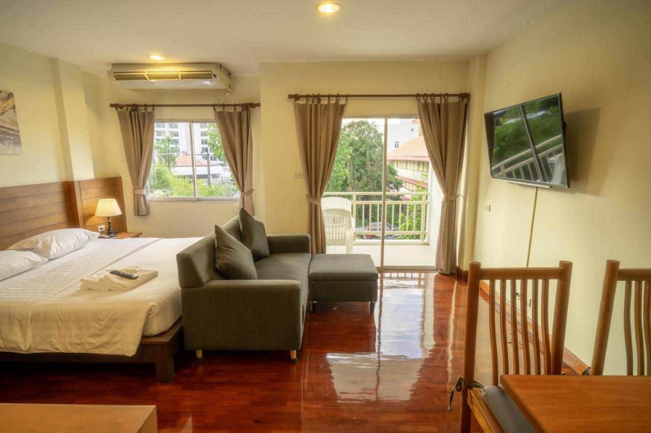 Baan Chuan Chom Pattaya Otel Dış mekan fotoğraf