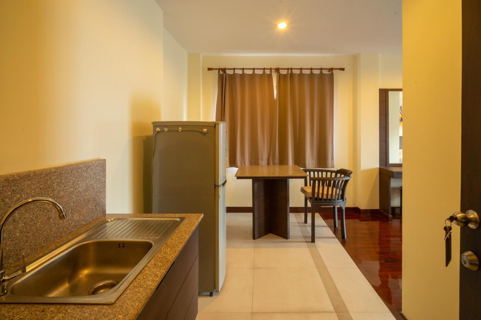 Baan Chuan Chom Pattaya Otel Dış mekan fotoğraf