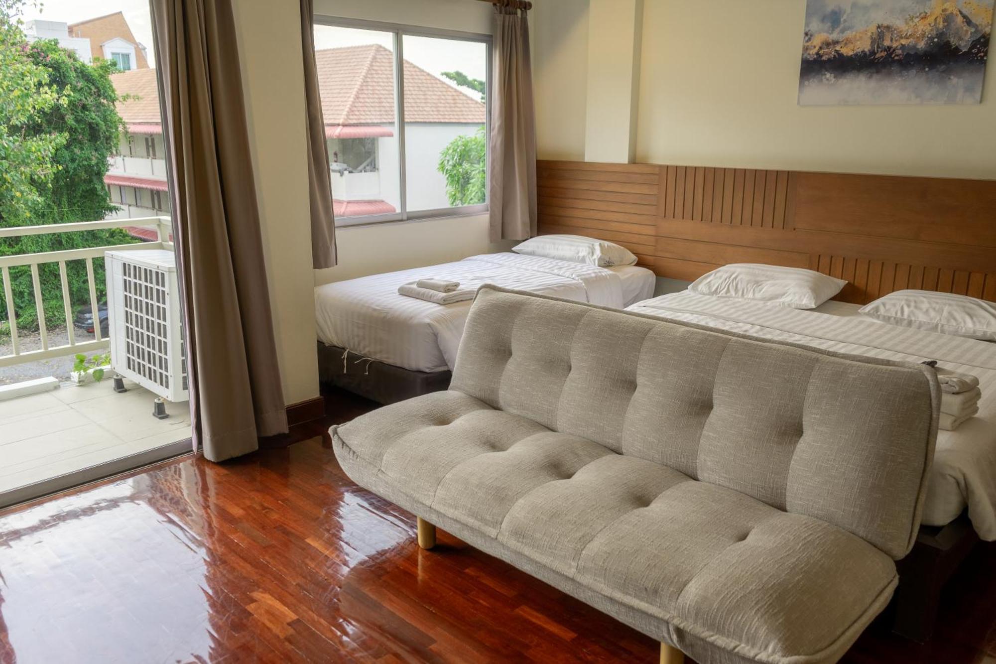 Baan Chuan Chom Pattaya Otel Dış mekan fotoğraf